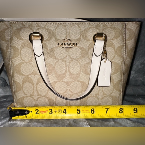 NWOT Coach Alice Satchel in Signature Canvas Gold/Light Khaki Chalk CA613 - Picture 9 of 16